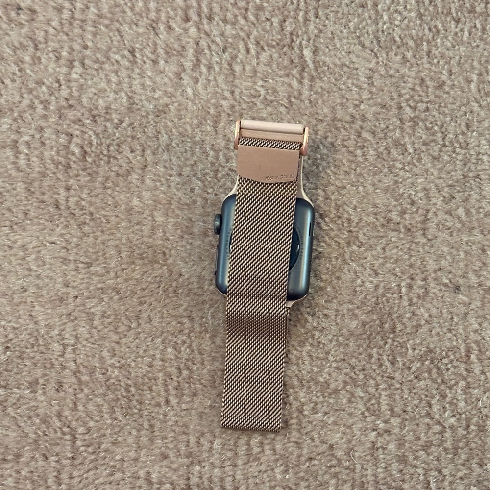 Apple Watch - Picture 3 of 6